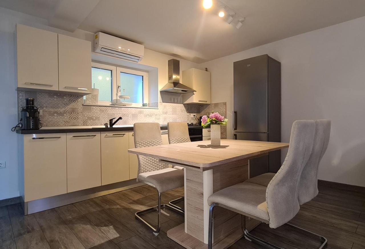 Apartman Kokola Мали-Лошинь Экстерьер фото